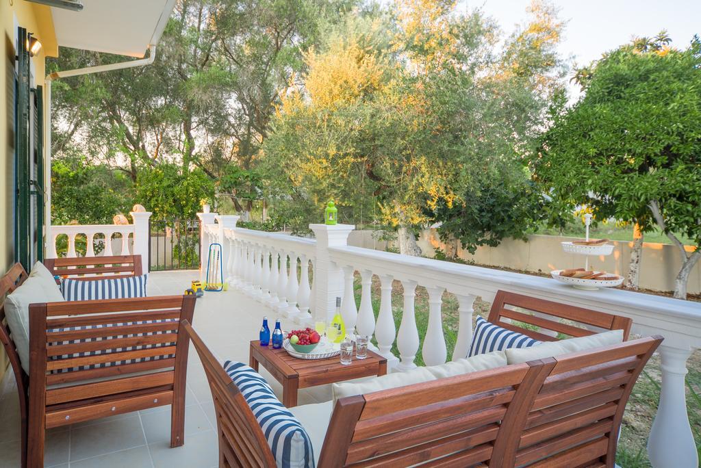 Karia Holiday Home ليفكيمي المظهر الخارجي الصورة