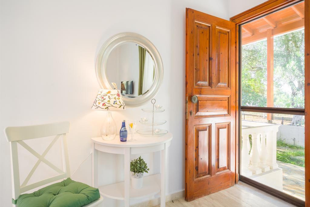 Karia Holiday Home ليفكيمي المظهر الخارجي الصورة
