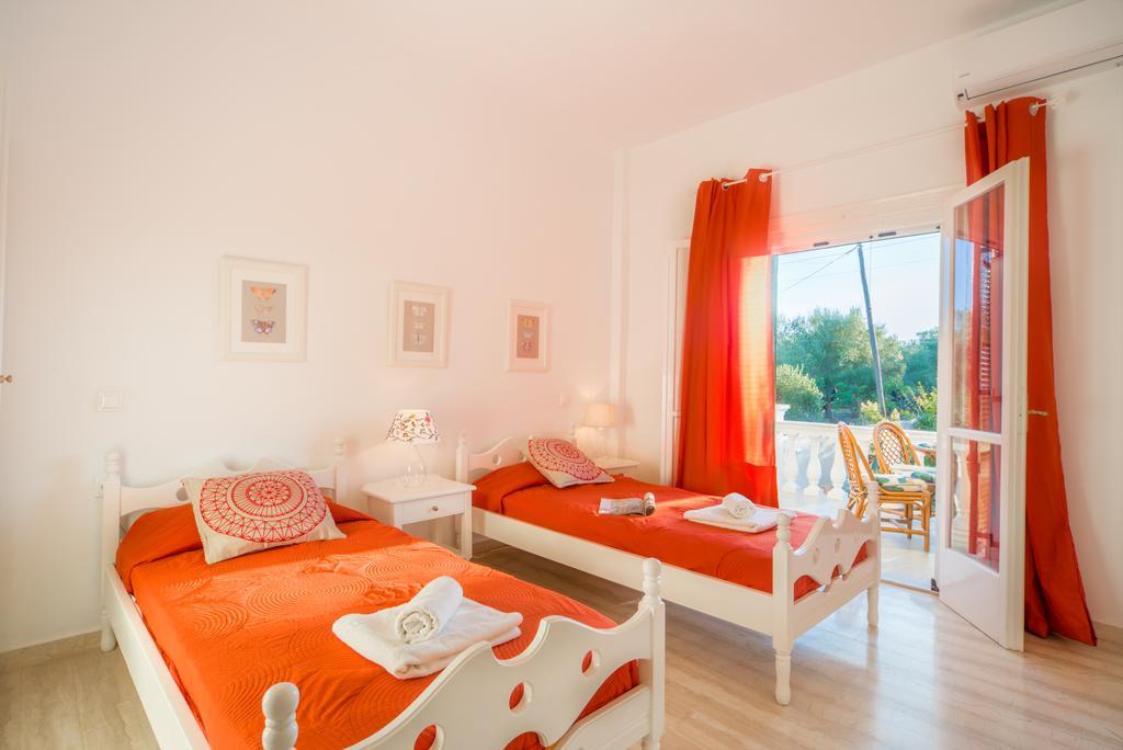 Karia Holiday Home ليفكيمي المظهر الخارجي الصورة